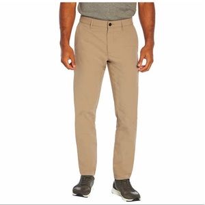Banana Republic Men’s Flat Front Pant, Tan (W40 x L32)